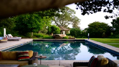 Pool 15