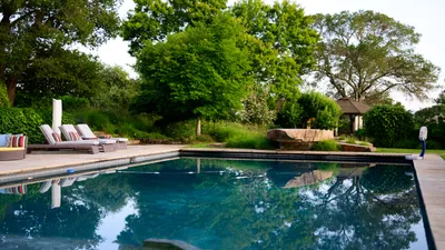 Pool 16