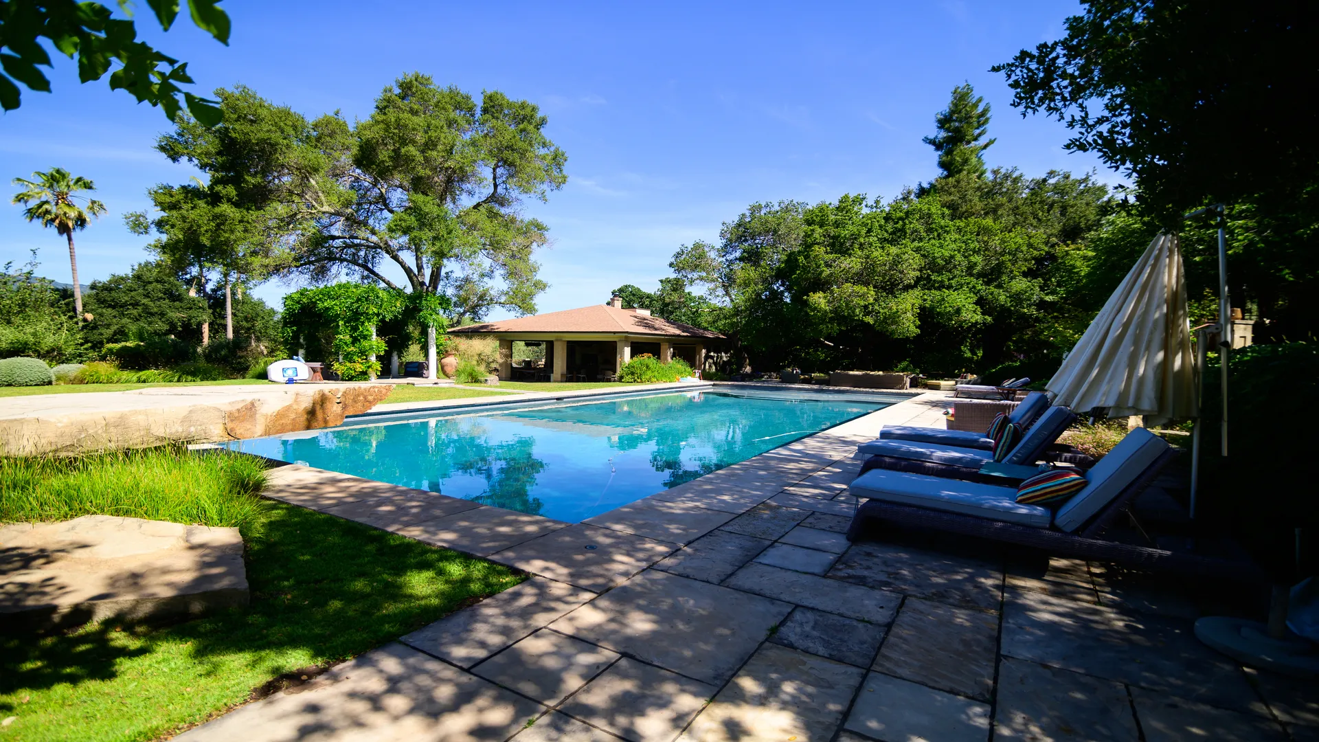 Pool 20