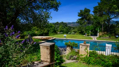 Pool 27
